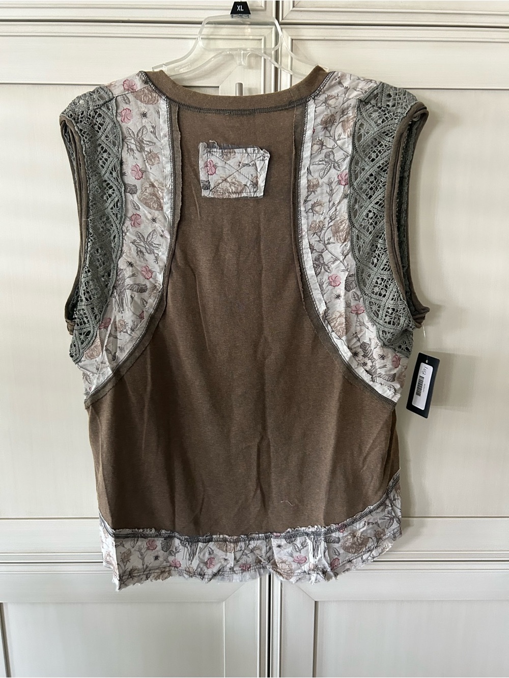 POL Brown Crochet-Trim Tank with Floral Panels - Picture 6 of 8